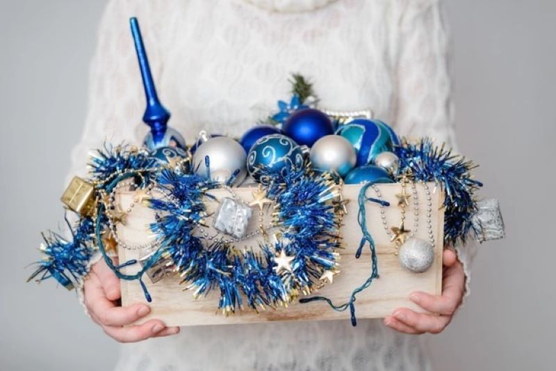 Create a Festive Holiday Display: How to Decorate with Artificial Christmas Wreaths and Garlands